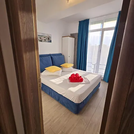 Luxury Double Family - Pool & Năvodari
