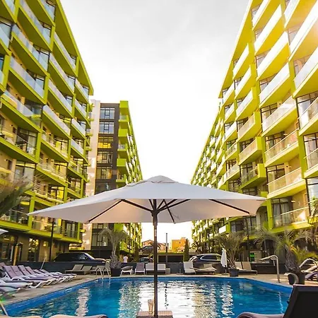 Luxury Double Family - Pool & Appartement Năvodari